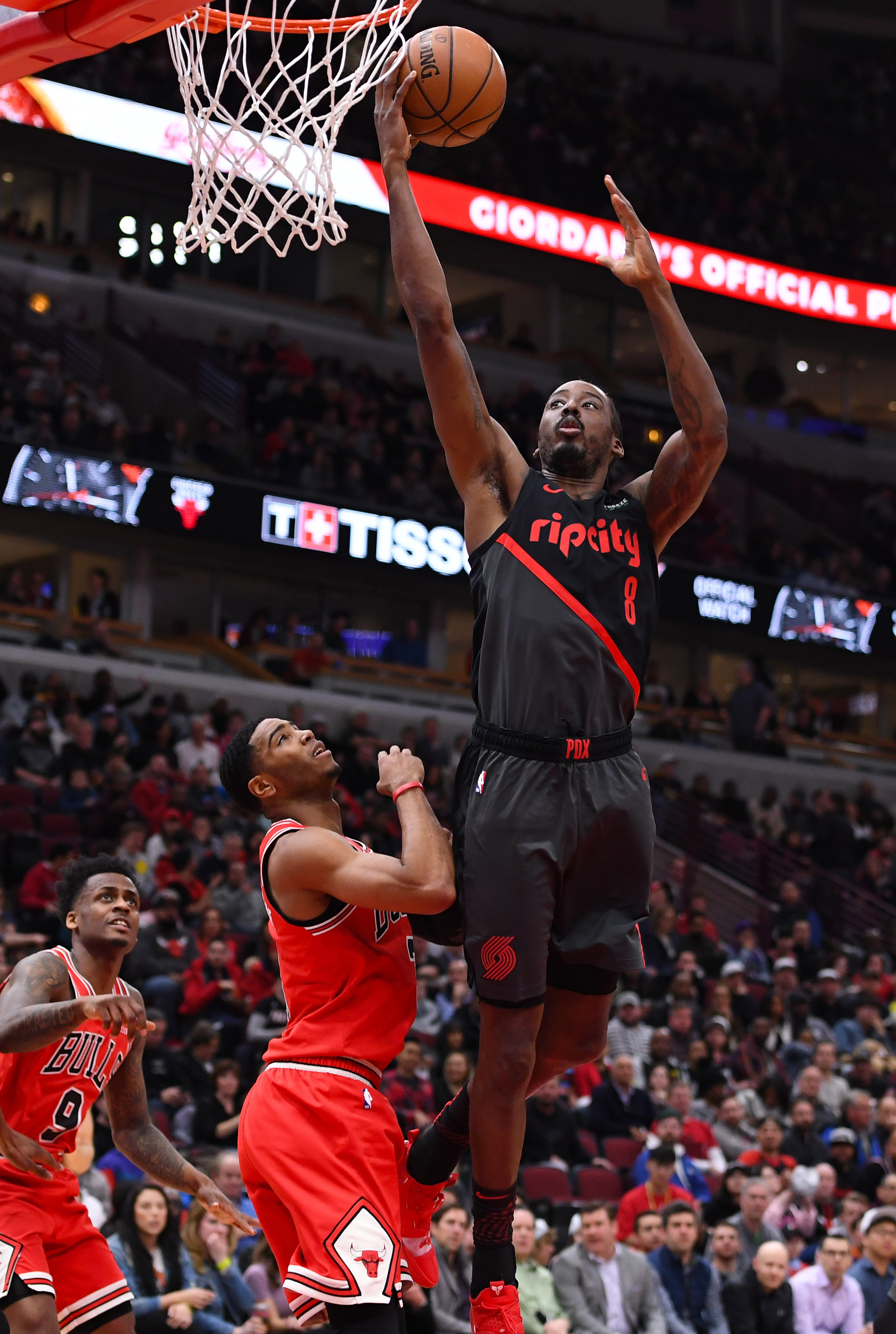 波特兰开拓者迎全明星赛关键赛,赛后防线松动,压力陡增,训练强度明显提升 波特兰开拓者迎全明星赛关键赛,赛后防线松动,压力陡增,训练强度明显提升