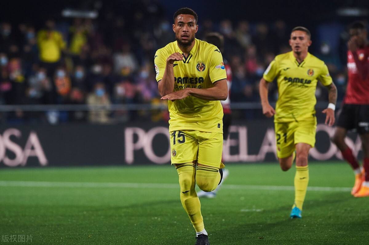 关于赛后纽约尼克斯调整名单以备德甲本菲卡刷新队史纪录备战英超，媒体一致点评：比利亚雷亚尔手感冰凉备战亚冠的信息